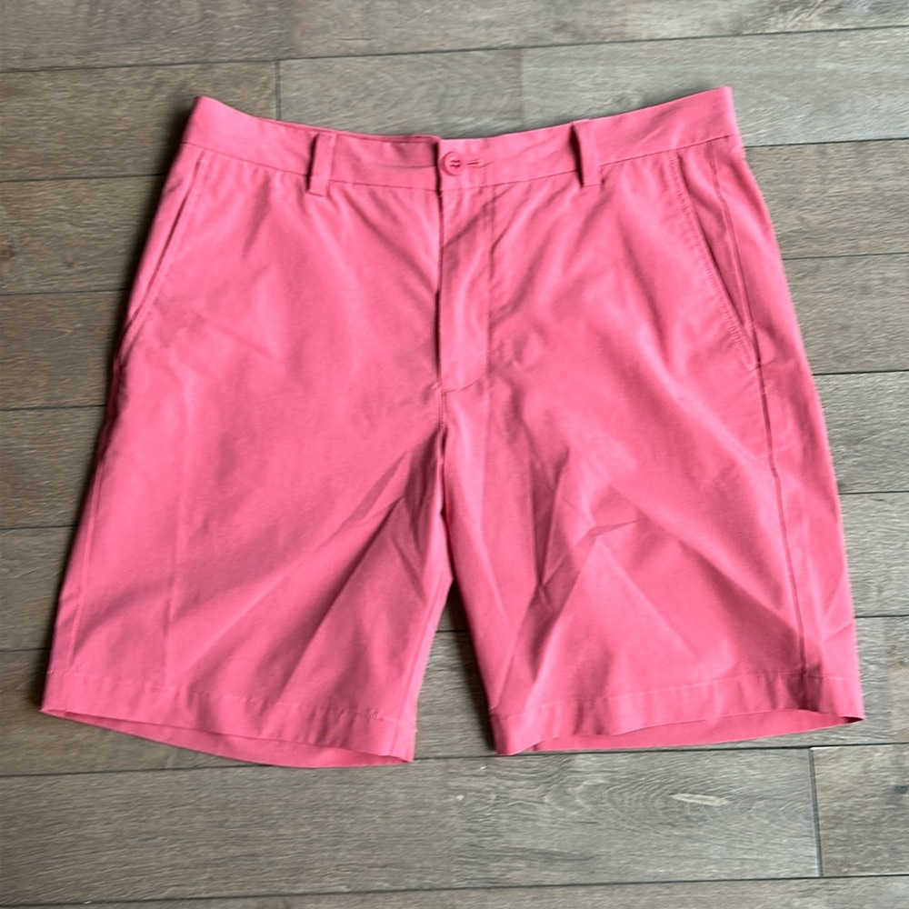 Vineyard vines pastel red shorts